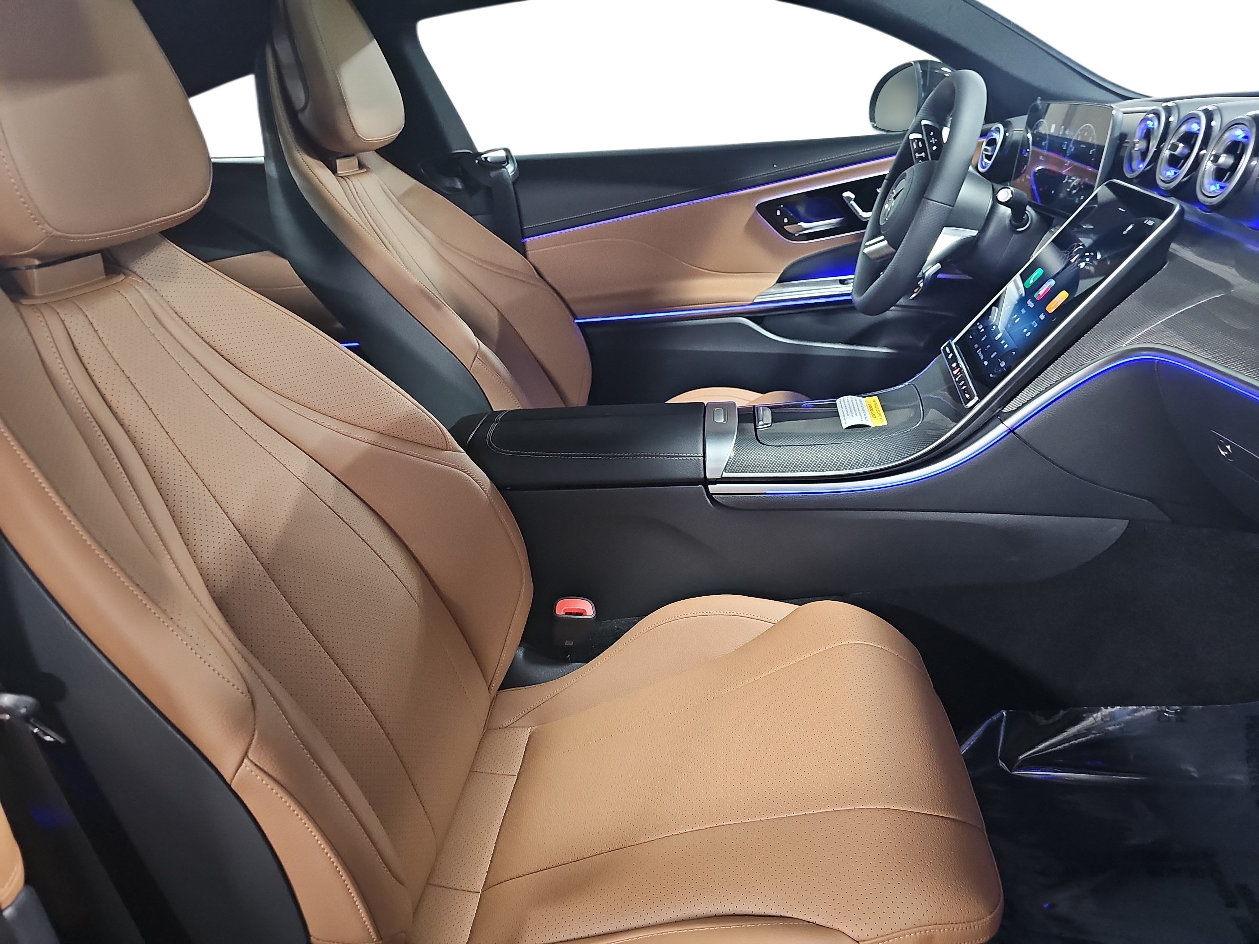 New 2027 Mercedes-Benz CLE 450 4MATIC Coupe image 9