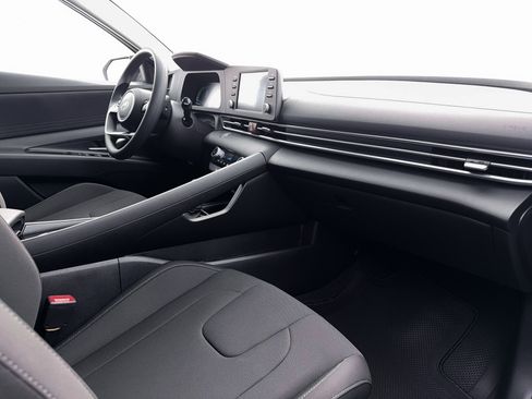 New 2026 Hyundai Elantra Hybrid FWD image 34