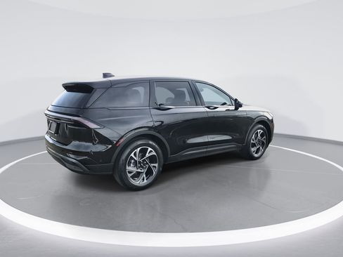 Used 2024 Lincoln Nautilus Premier w/ Jet Appearance Package image 8