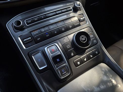 Used 2023 Hyundai Santa Fe Calligraphy image 24