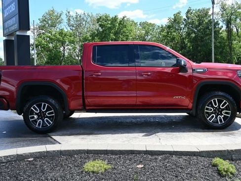 Used 2024 GMC Sierra 1500 AT4 w/ AT4 Premium Package AWD/4WD image 4