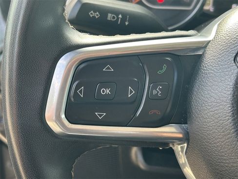 Used 2023 Jeep Gladiator Overland image 27