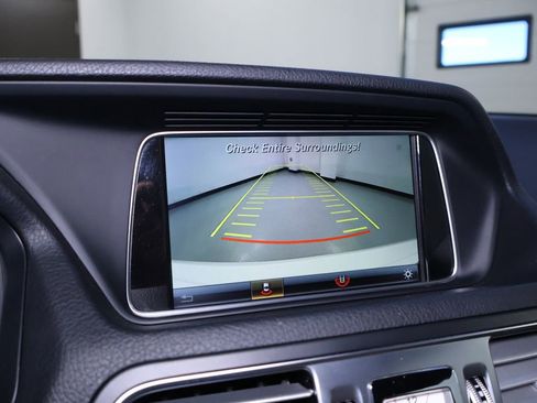 Used 2017 Mercedes-Benz E 400 4MATIC Coupe image 38