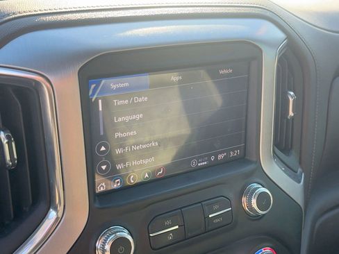 Used 2022 GMC Sierra 1500 SLT image 25