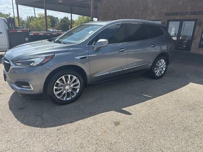 Used 2020 Buick Enclave Essence w/ LPO, Luxury Package