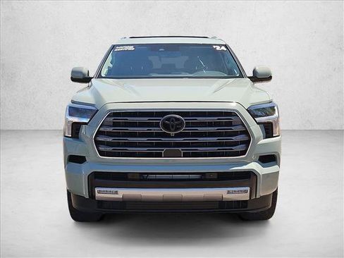 Used 2024 Toyota Sequoia Limited AWD/4WD image 2
