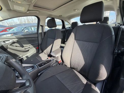 Used 2018 Ford Focus SEL image 13