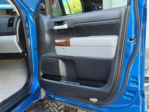 Used 2010 Toyota Tundra Limited image 52