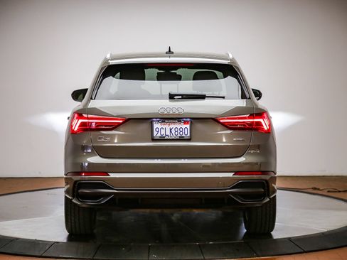 Used 2022 Audi Q3 2.0T Premium AWD/4WD image 3