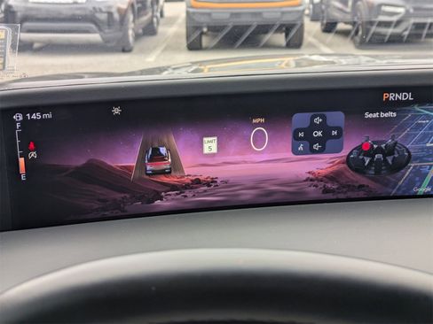 Used 2024 Lincoln Nautilus Premier w/ Equipment Group 102A image 2