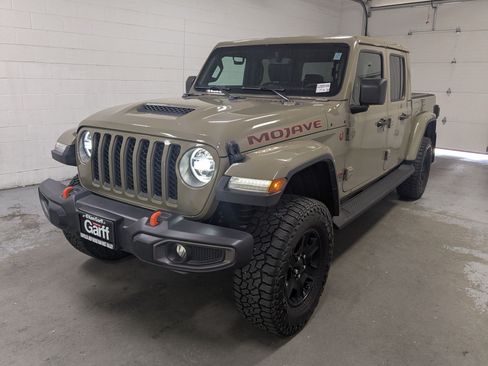 Used 2020 Jeep Gladiator Mojave AWD/4WD image 11
