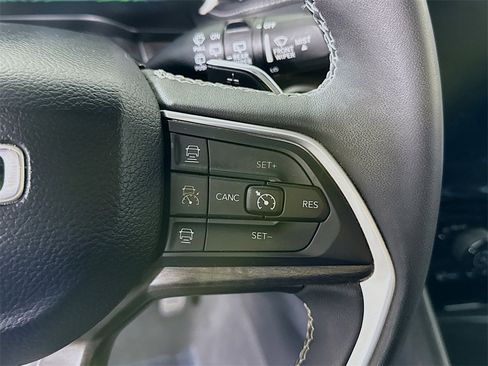 Used 2023 Jeep Grand Cherokee 4WD 4xe image 25