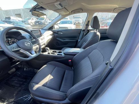 Used 2025 Nissan Altima 2.5 SV image 27