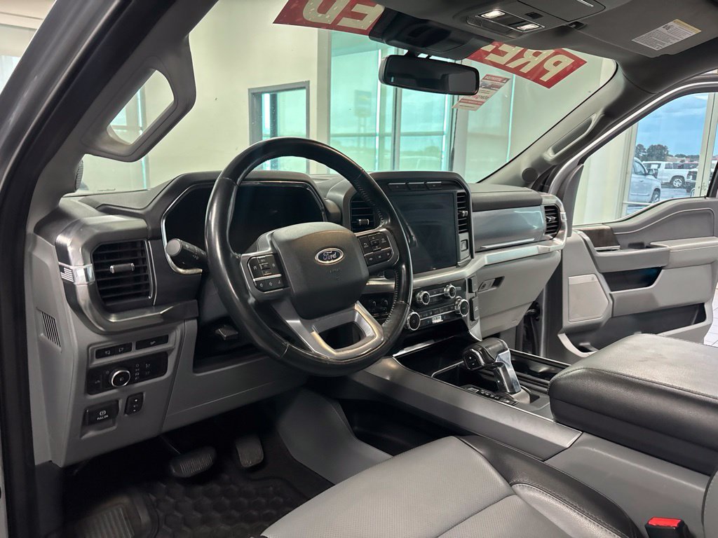 Used 2023 Ford F150 Lariat w/ Max Trailer Tow Package AWD/4WD image 18