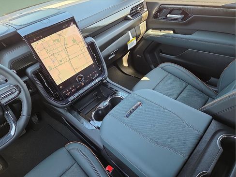 New 2026 GMC Yukon XL AT4 w/ AT4 Premium Plus Package AWD/4WD image 14