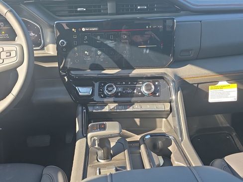 New 2026 GMC Sierra 1500 AT4 w/ AT4 Premium Package AWD/4WD image 14