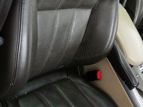 Used 2014 Land Rover Range Rover Sport HSE image 10