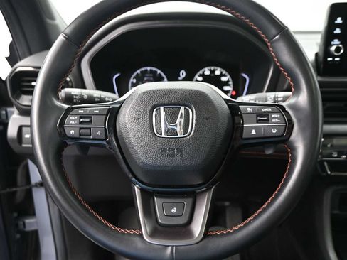 Used 2024 Honda Pilot TrailSport image 13