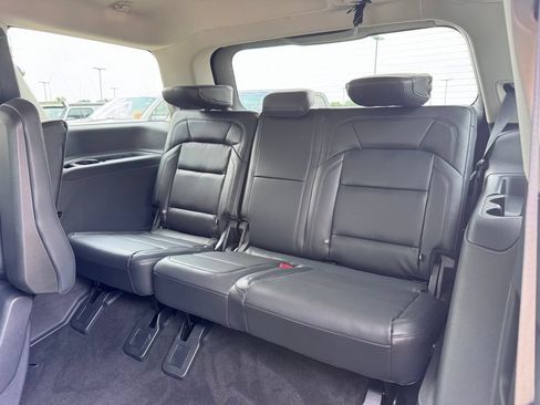New 2027 Lincoln Navigator Premiere AWD/4WD image 22