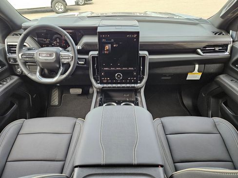 New 2026 GMC Yukon XL Elevation image 25