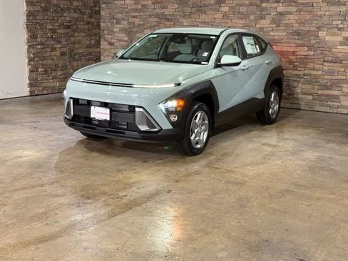 New 2026 Hyundai Kona SE AWD/4WD image 3