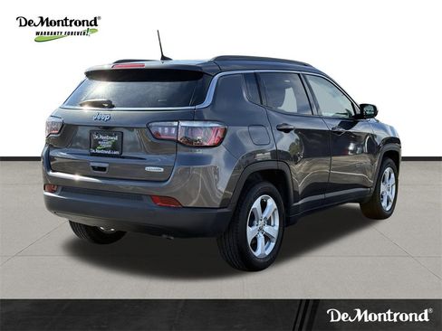 Used 2019 Jeep Compass Latitude image 5