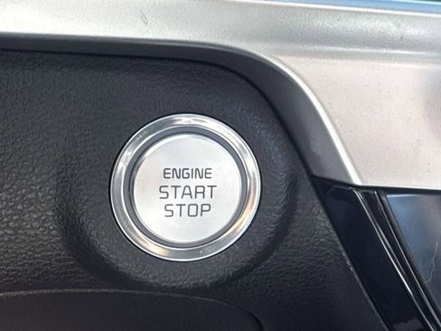 Certified 2023 Kia Telluride S w/ S Sunroof Package AWD/4WD image 25