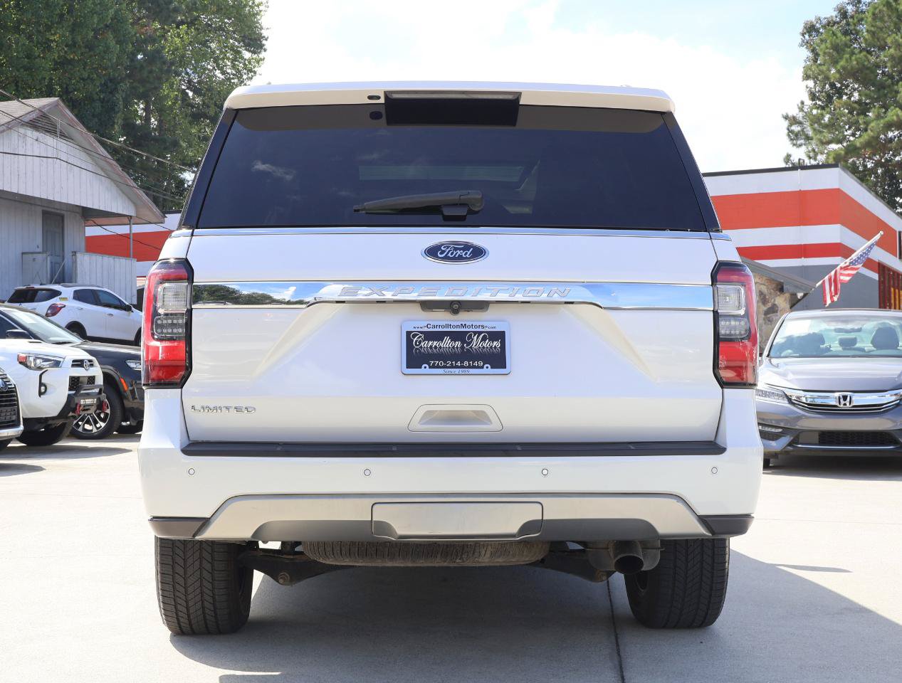 Used 2018 Ford Expedition Limited w/ Equipment Group 301A RWD image 5