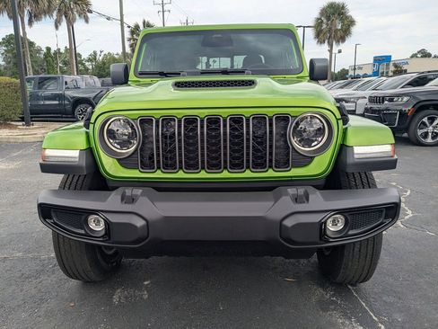 New 2026 Jeep Gladiator Sport AWD/4WD image 35