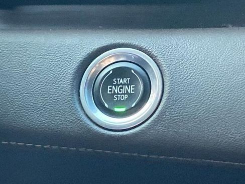 Used 2021 Cadillac Escalade ESV Sport w/ Driver Assist Tech Package image 13