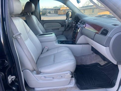 Used 2010 Chevrolet Tahoe LT image 11
