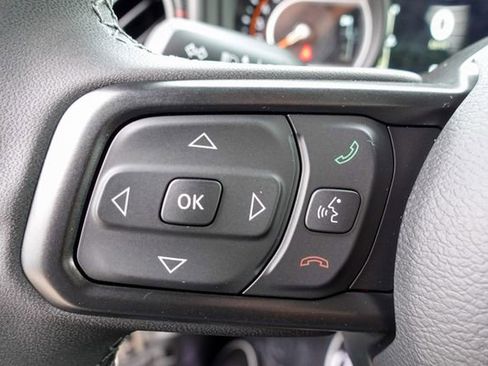 New 2025 Jeep Gladiator Rubicon image 15