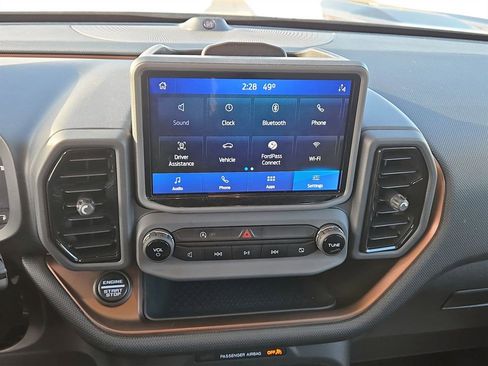 Used 2021 Ford Bronco Sport Outer Banks w/ Outer Banks Package image 25