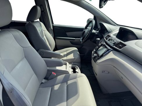 Used 2017 Honda Odyssey EX-L image 17