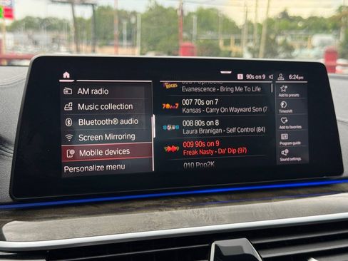 Used 2020 BMW 530i xDrive w/ M Sport Package AWD/4WD image 60