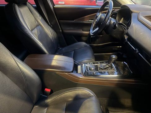 Used 2024 MAZDA CX-30 AWD 2.5 S w/ Premium Package image 7