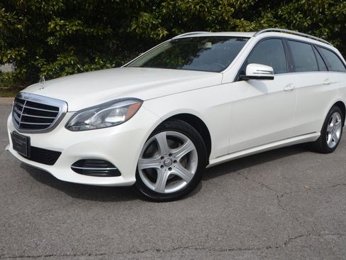 Used 2014 Mercedes-Benz E 350 4MATIC Wagon image 7