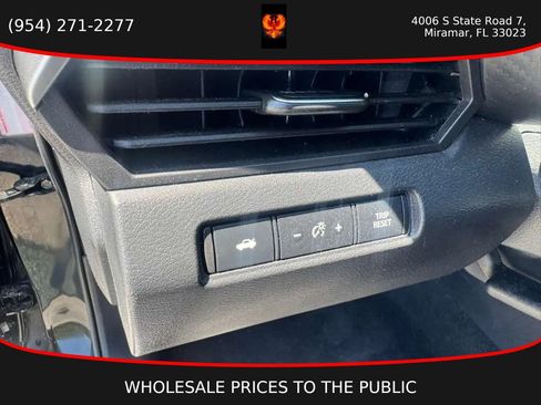 Used 2021 Nissan Altima 2.5 SR w/ SR Premium Package FWD image 18