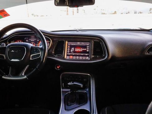 Used 2019 Dodge Challenger SRT Hellcat image 13