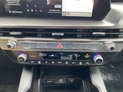 New 2025 Kia Telluride LX image 19