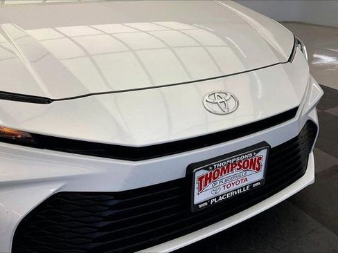 Used 2025 Toyota Camry LE image 31