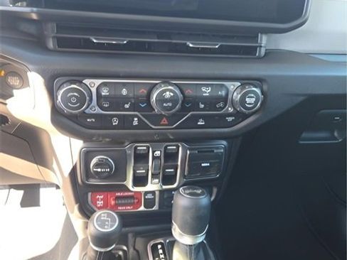 New 2026 Jeep Wrangler Unlimited Sport image 12