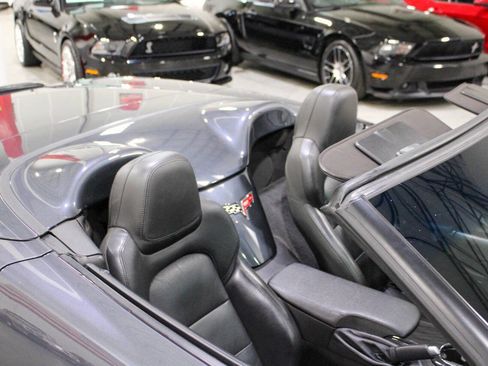 Used 2013 Chevrolet Corvette Convertible image 31