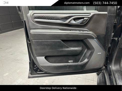 Used 2022 GMC Yukon XL Denali w/ Advanced Technology Package image 38