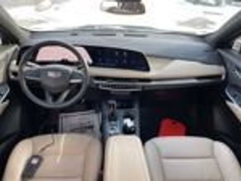 Used 2024 Cadillac XT4 Premium Luxury w/ Cold Weather Package image 5