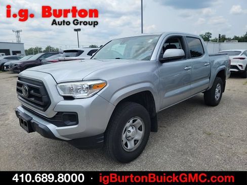 Used 2023 Toyota Tacoma SR w/ SR Convenience Package RWD image 3