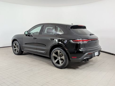 Certified 2026 Porsche Macan AWD/4WD image 3