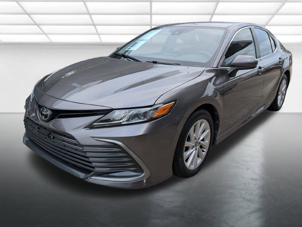 Used 2023 Toyota Camry LE FWD image 29