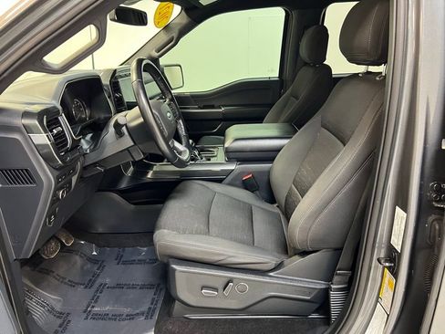 Used 2021 Ford F150 XLT w/ Equipment Group 302A High image 15