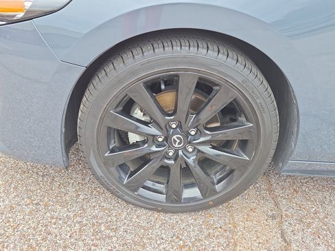 Used 2024 MAZDA MAZDA3 s image 9